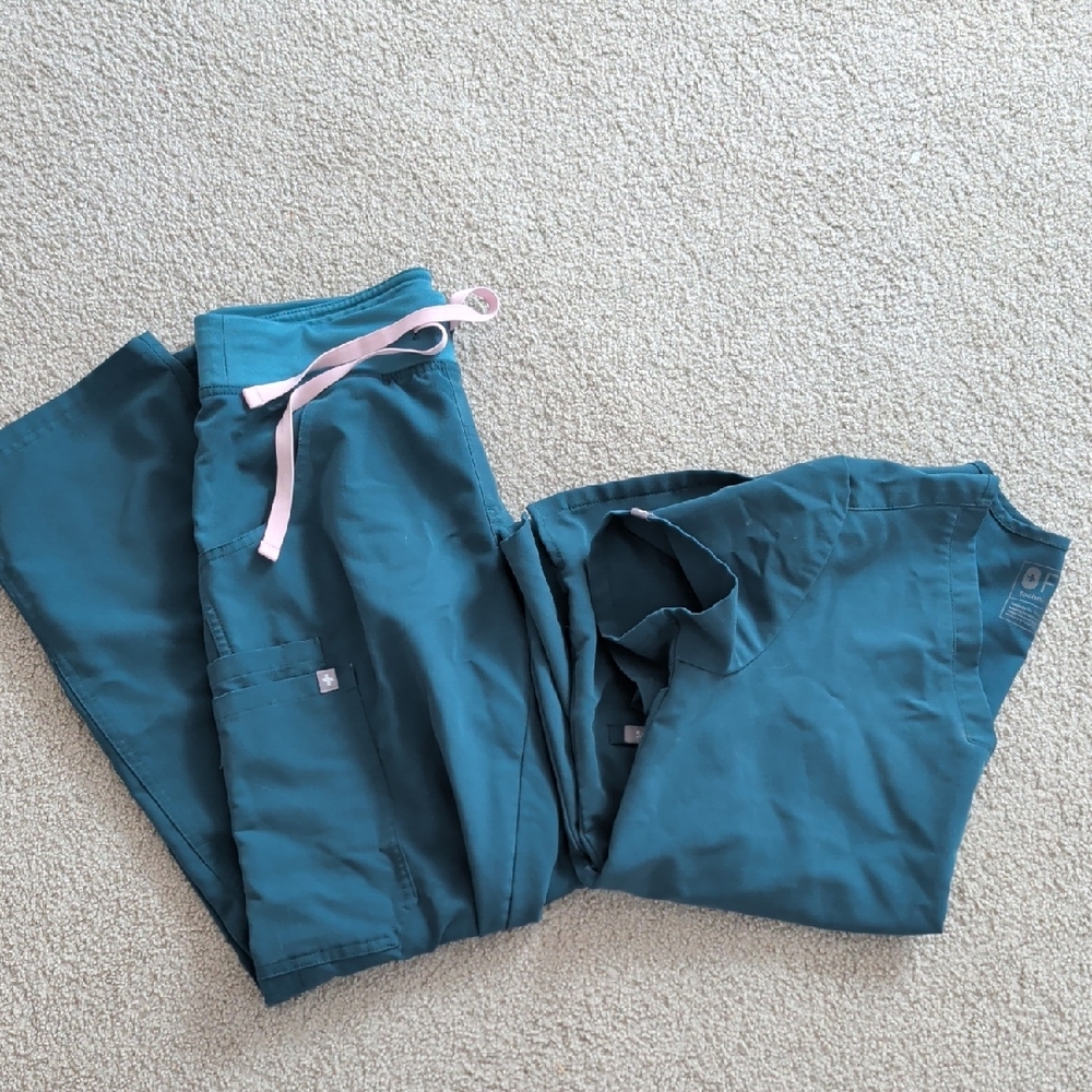 Teal Scrub Set with Pink Drawstring